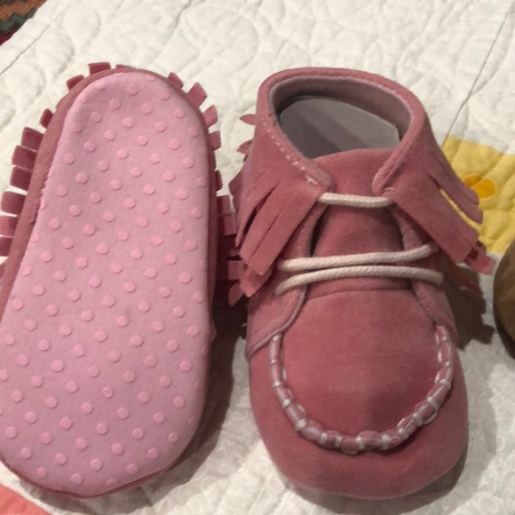 Brand new 3 Pair of shoes , Black pink and tan - Picture 3 of 5